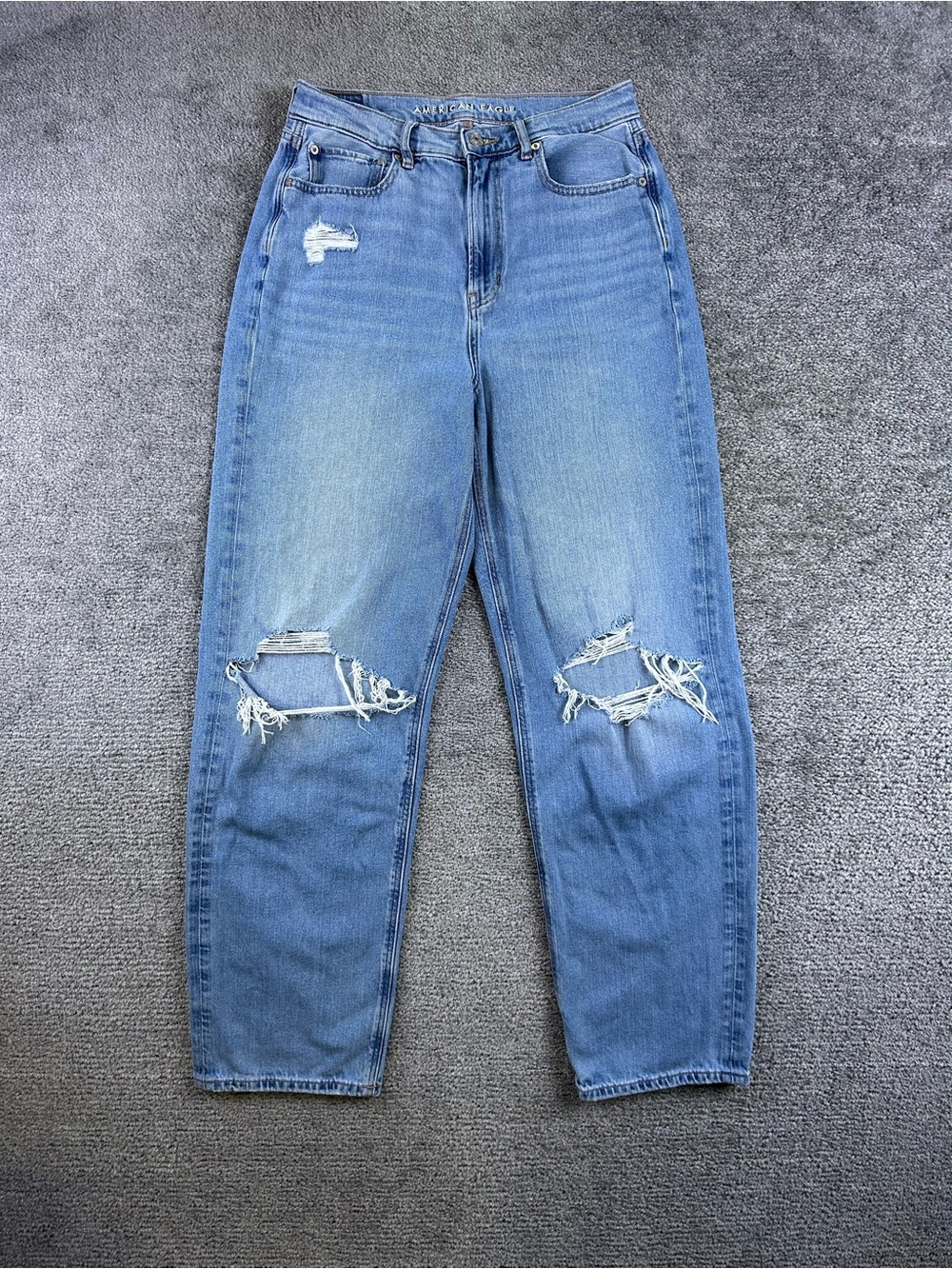 American Eagle High Rise Baggy Distressed Barrel Jeans Women's 10 Long Blue 31”